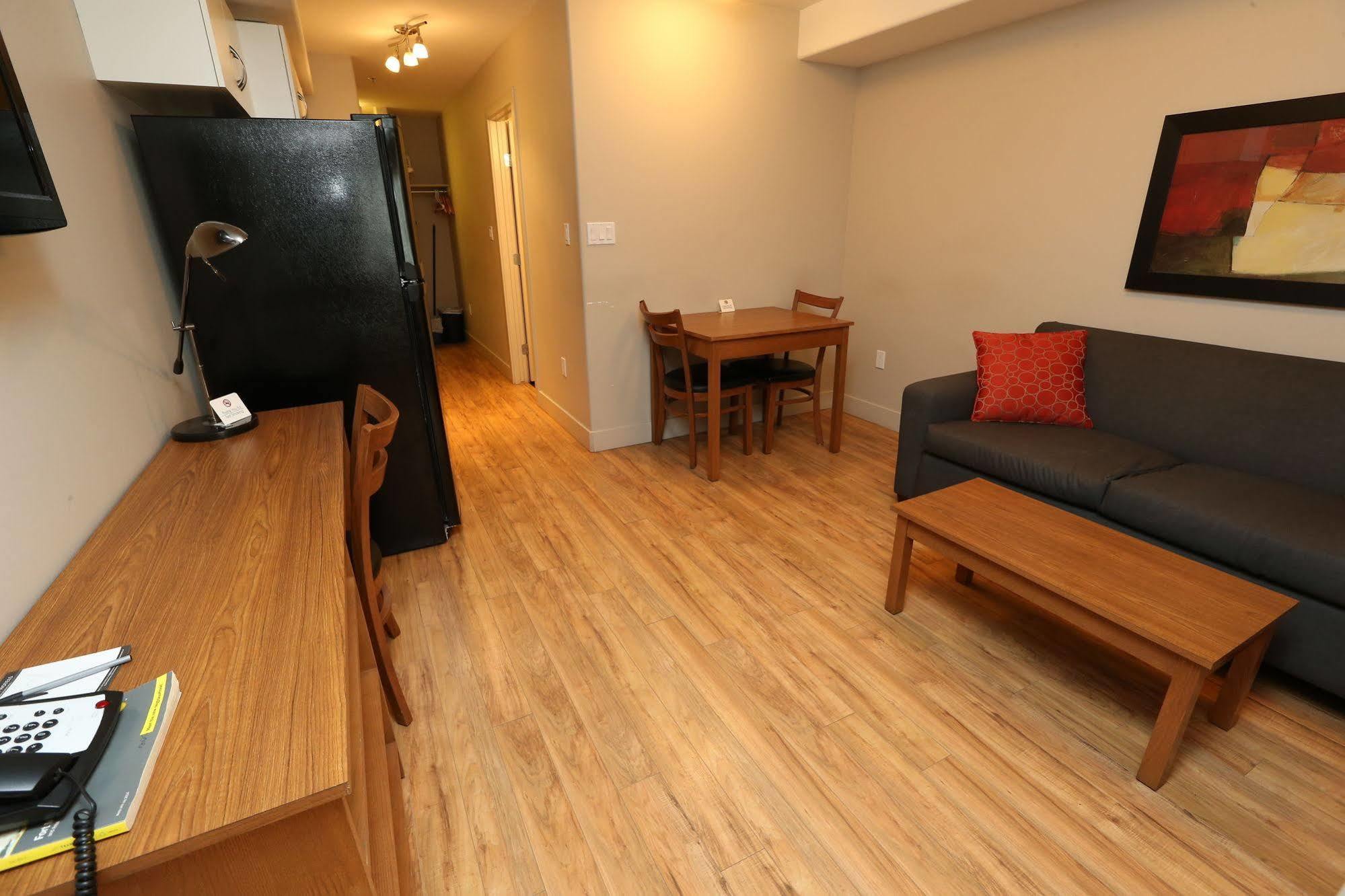 Platinum Residences Fort Mcmurray Zewnętrze zdjęcie