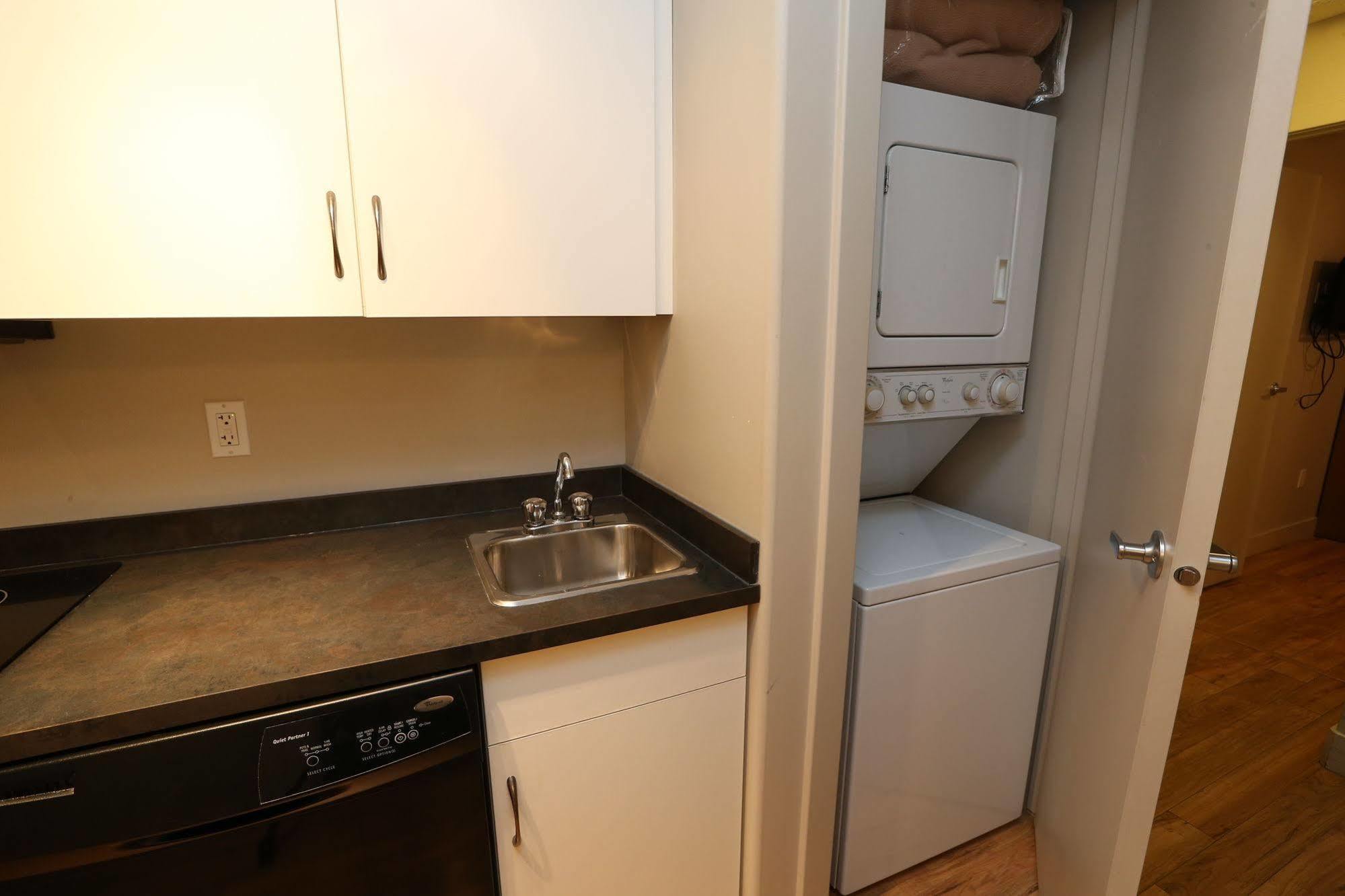 Platinum Residences Fort Mcmurray Zewnętrze zdjęcie
